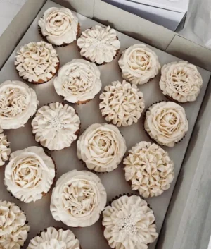 Ivory | 20 Cupcakes