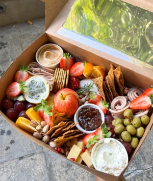 The Petite Platter