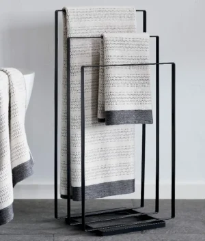 Tower Bath Towel | Black