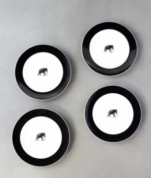 Tusker With Black Border Dinner Plate | set of 4