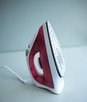 Unic Steam Iron