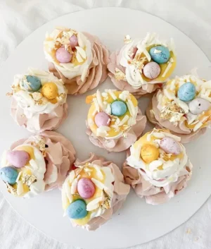 Pavlova Nests | Box of 12