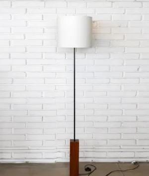 Minimalistic Floor Lamp