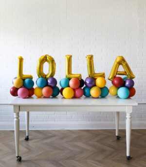 Personalized Balloon Installation | Name and Colours Customizable